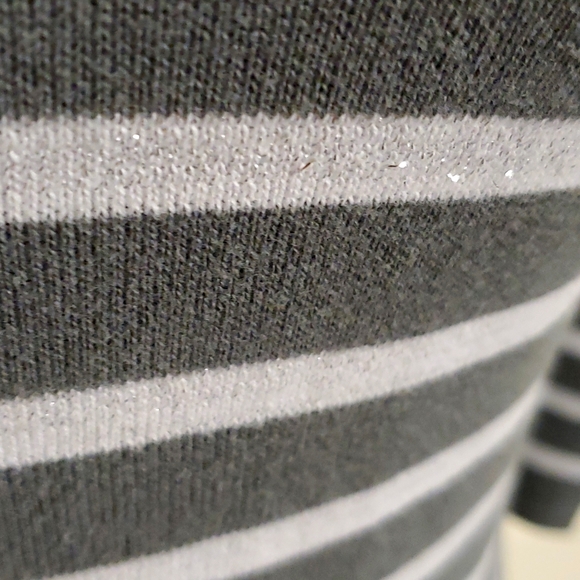 Medium GameDay Texas A & M Cashmere With Metallic Fibers Sweater - Picture 7 of 9